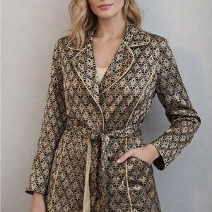 Elegant Gold Patterned Women's Coat
